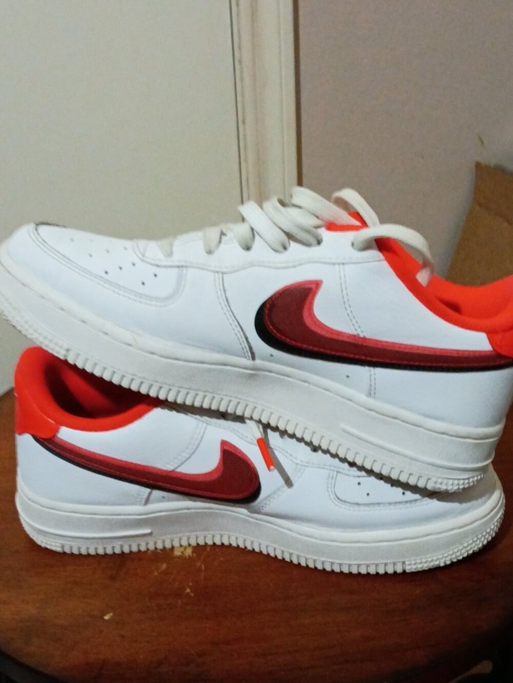 Nike Air Force 1 Low Youth Sneakers Shoes 5.5Y White Red Leather CW1574-101 - Picture 11 of 13